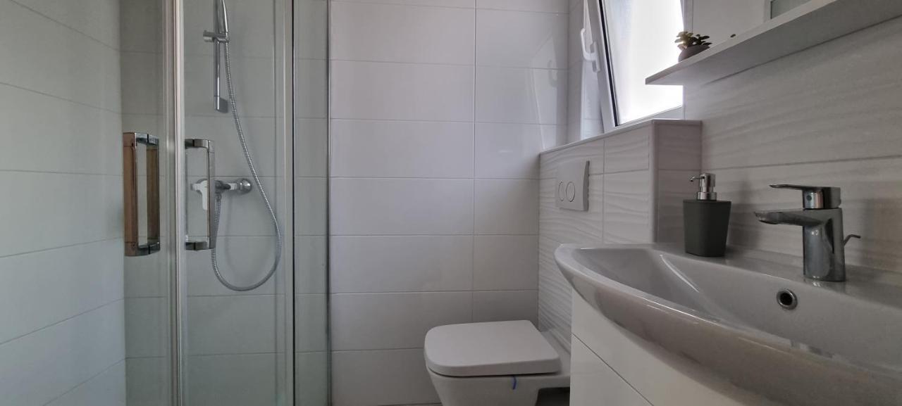 Matej 3 Apartment Zadar Bagian luar foto